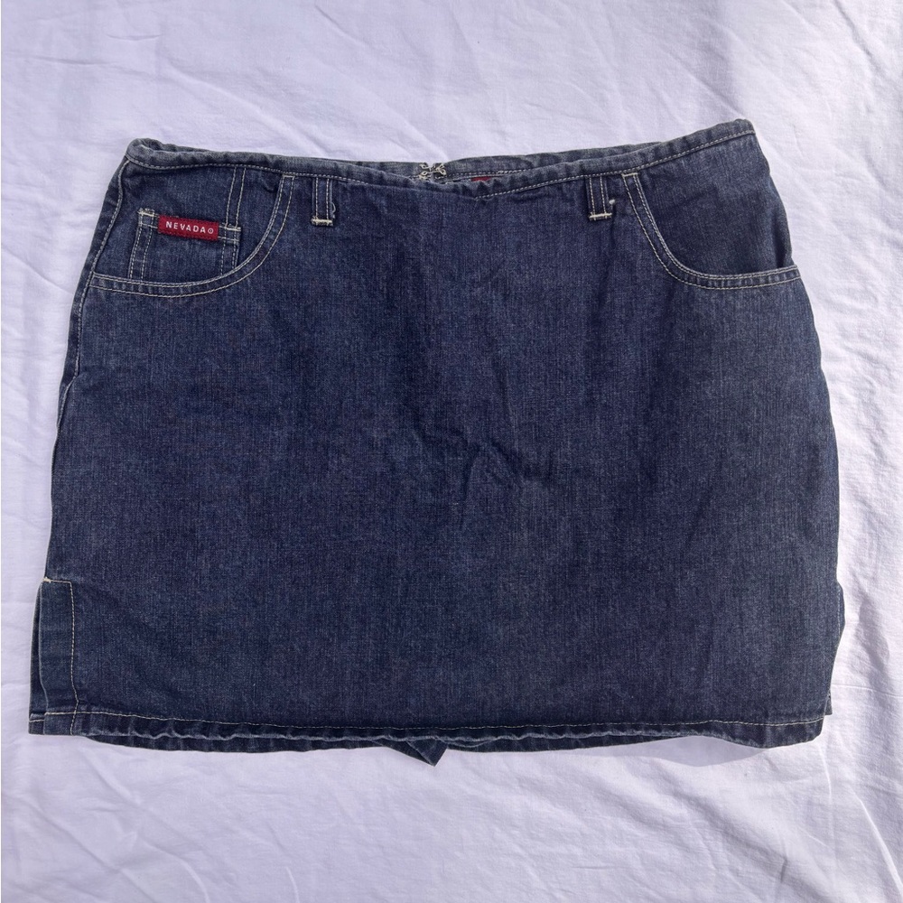 💙 Vintage Nevada Dark Wash Denim Mini Skort Size 12 

Description: